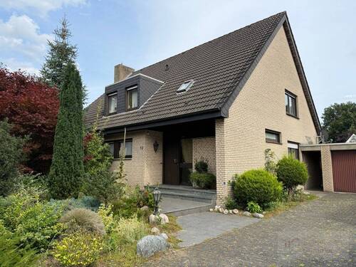 Außenansicht - Einfamilienhaus mit 220,00 m² in Emsdetten zum Kaufen