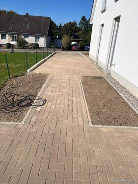 Zuwegung Stellplatz - 