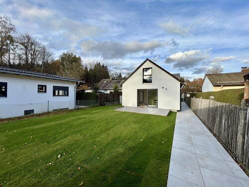 Hausansicht hinten - 