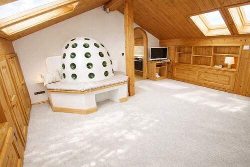 Wohnzimmer1 - Etagenwohnung mit 54,00 m&sup2; in Bad Heilbrunn zur Miete