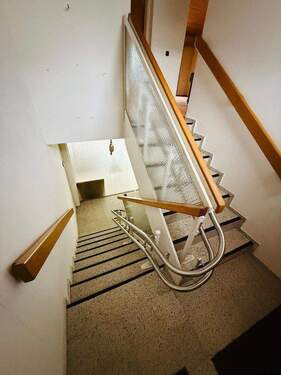 Treppenhaus vom Eingang - 