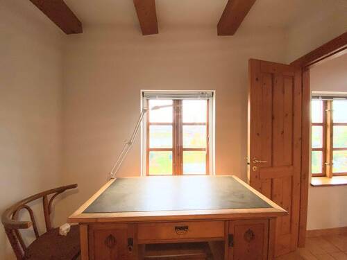 Schreibtisch im Gästezimmer OG - 