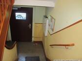 1627_Hauseingang - Etagenwohnung mit 47,20 m² in Magdeburg zum Kaufen