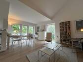 Wohnzimmer - Etagenwohnung mit 74,80 m² in Bremerhaven/Schiffdorferdamm zur Miete