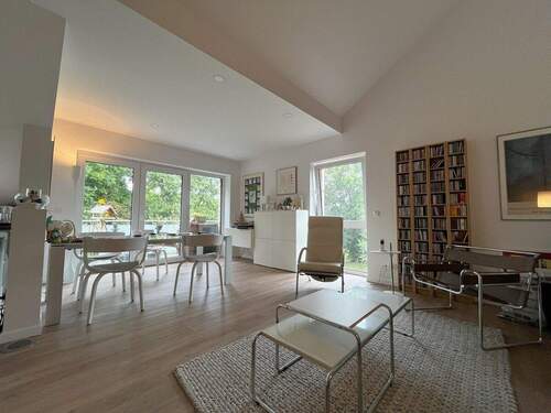 Wohnzimmer - Etagenwohnung mit 74,80 m² in Bremerhaven/Schiffdorferdamm zur Miete