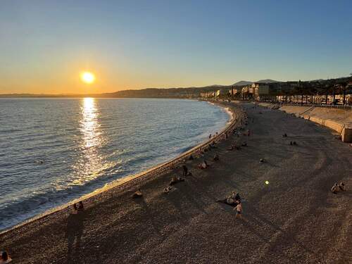 Strand - 3 Zimmer Etagenwohnung zum Kaufen in Nizza