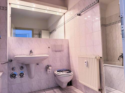 Badezimmer I.jpg - 