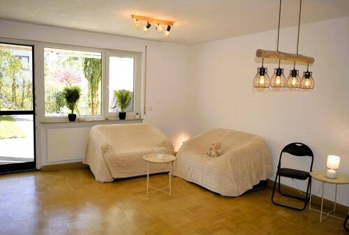 Wohn- u. Essbereich m. Zug. überd. Terr. - Etagenwohnung mit 52,90 m&sup2; in Stuttgart zum Kaufen