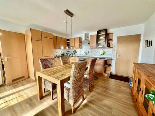 Küche mit Essbereich - 