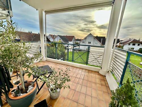 Balkon mit schöner Aussicht - 