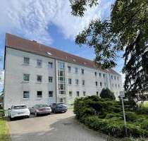 ERSTBEZUG! Sonnige Dachgeschoss-Wohnung in Naundorf, OT Hof!