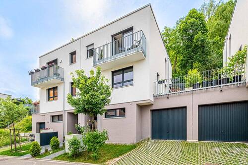 moderne Immobilie - 4 Zimmer Doppelhaushälfte in Waldkirch