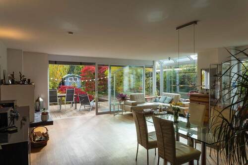 Wohn- und Esszimmer EG - 