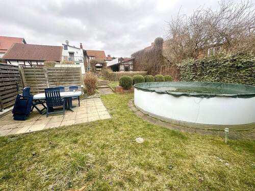 Bild 1 - Provisionsfrei: Großes Familien- Mehrgenerationenhaus mit 284 m² mit großzügigem Garten