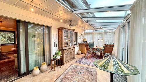 Wintergarten - 8 Zimmer Einfamilienhaus zum Kaufen in Baden-Baden