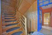 2893 - Treppenhaus - Einfamilienhaus mit 100,00 m&sup2; in Hessisch Lichtenau / Fürstenhagen zum Kaufen