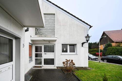 Eingangstür - 3 Zimmer Etagenwohnung zur Miete in Hattingen