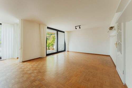 Wohnzimmer - 5 Zimmer Reihenmittelhaus zum Kaufen in Bergisch Gladbach