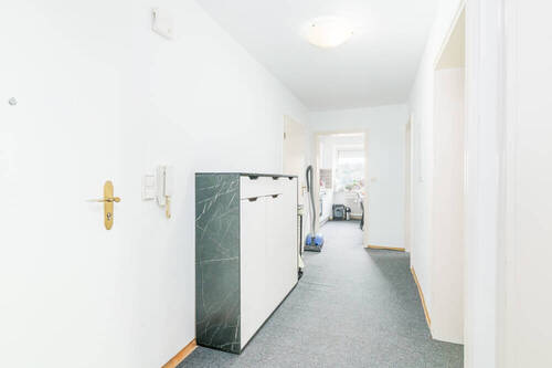 Flur - 3 Zimmer Etagenwohnung zum Kaufen in Würzburg