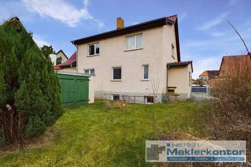 Hofansicht Garage/Haus - 