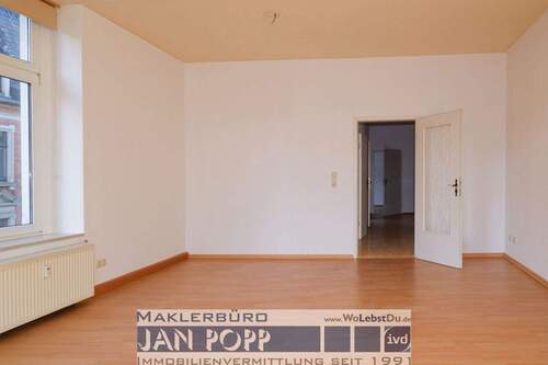 Wohnzimmer-Diele - 3 Zimmer Etagenwohnung zur Miete in Greiz