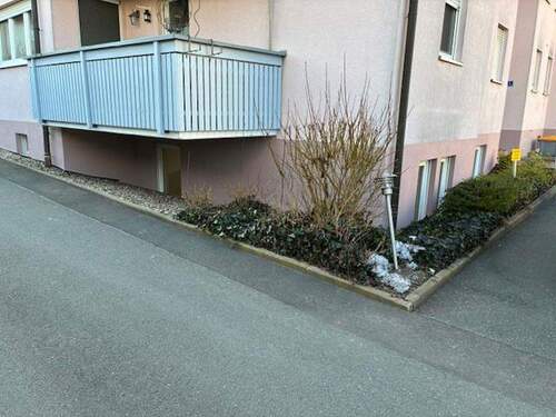 Souterrein - Etagenwohnung mit 44,00 m&sup2; in Neustadt a.d.Aisch zum Kaufen