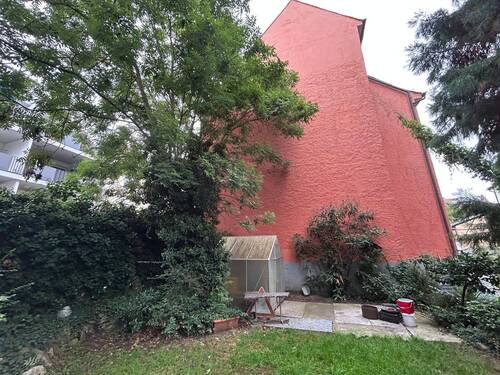 Außen - 8 Zimmer Mehrfamilienhaus, Wohnhaus in Weiden in der Oberpfalz