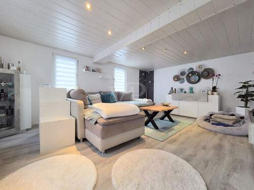 Vorderhaus: Moderne Ausstattung trifft Fachwerkcharme - 