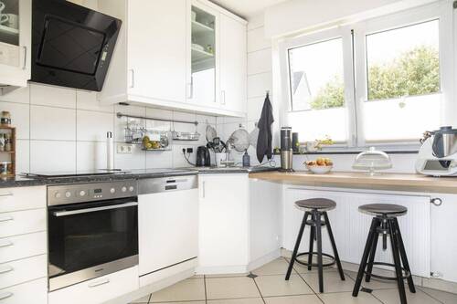 Küche - 9 Zimmer Einfamilienhaus zum Kaufen in Ratingen