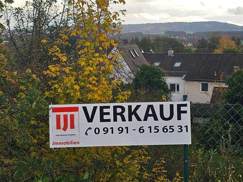 GS mit Fernblick 2.jpg - Grundstück zum Kaufen in Forchheim