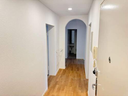 Flur - 3 Zimmer Etagenwohnung in Nürnberg