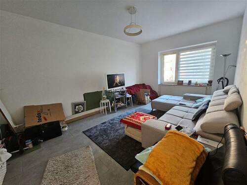 Wohnzimmer - 3 Zimmer Etagenwohnung zum Kaufen in Dortmund