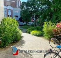 Greifswald-Innenstadt, Top- August- Angebot, ETW im DG, 2 Zi., ca. 65 m², Bad m. Wanne, EbKü., Keller,