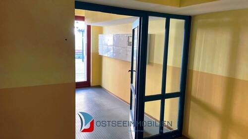 Hausflur - 2 Zimmer Etagenwohnung in Greifswald