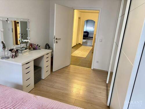 Schlafzimmer 1 - 