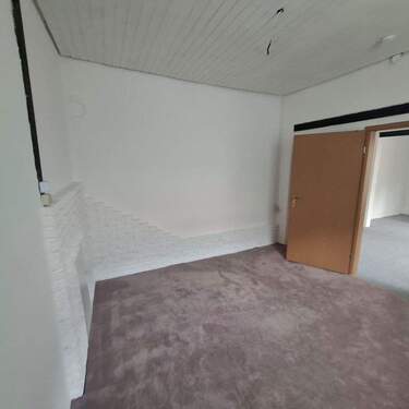 Schlafzimmer - 2 Zimmer Etagenwohnung in Siebenbäumen