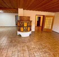 N-Fischbach: Haus mit großzügigem Grundstück, diskrete Lage - Nürnberg