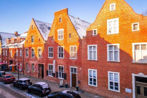 Außenansicht - Historisches Holländerhaus, für Menschen, die nicht suchen - sondern auswählen!