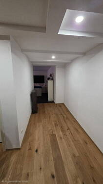 Flur / Durchgang WZ - 