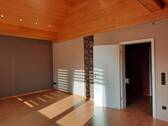 Helles Schlafzimmer rechts - 