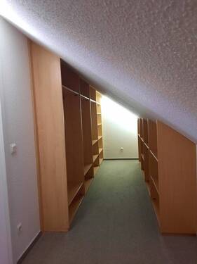 Begehbarer Kleiderschrank - 