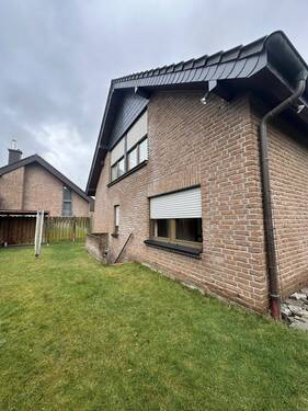 Außenansicht - Einfamilienhaus mit 155,00 m&sup2; in Nettetal zum Kaufen