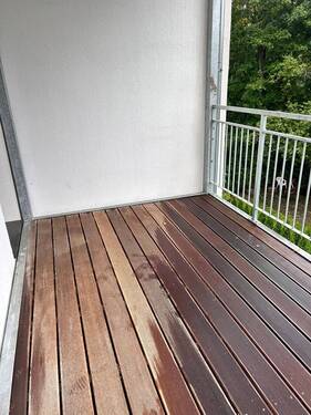 großer Balkon - 