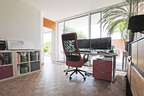 Das Arbeitszimmer mit Terrassenzugang - 