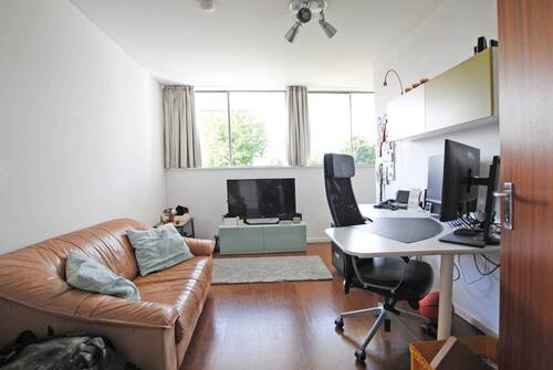 Arbeitszimmer im Obergeschoss - 