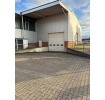 Moderne Industriehalle mit Portalkran, LKW-Rampe und optimaler Anbindung - Hörstel