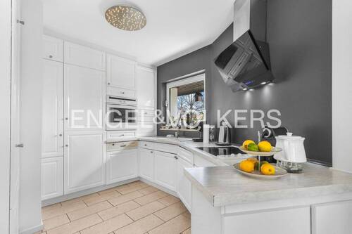 Bild 2 - 2 Zimmer Etagenwohnung zum Kaufen in Hamburg