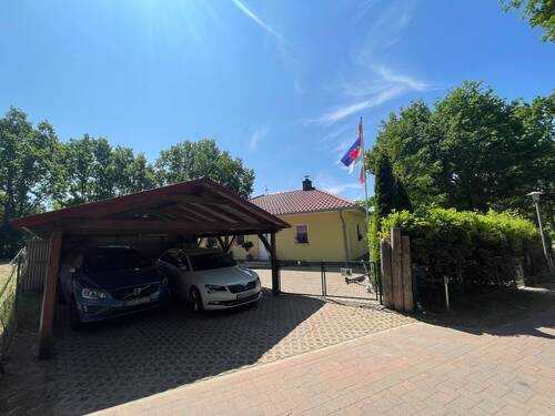 Carport - 