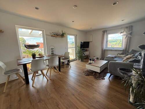 Kochen/Essen/Wohnen Ansicht 2 - 3 Zimmer Etagenwohnung zum Kaufen in Aletshausen