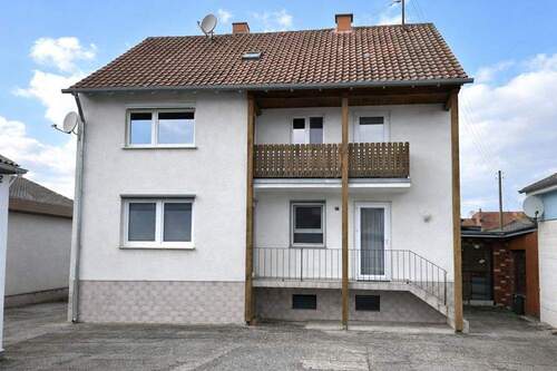 Ansicht Hauptgebäude - 